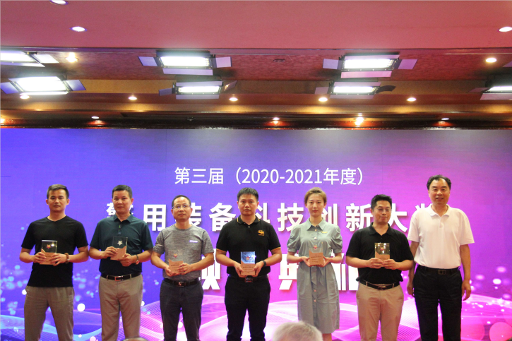“2021企業(yè)鵬聚之夜”在深圳成功舉辦，思邁奧榮獲第三屆科技創(chuàng)新大獎(jiǎng)